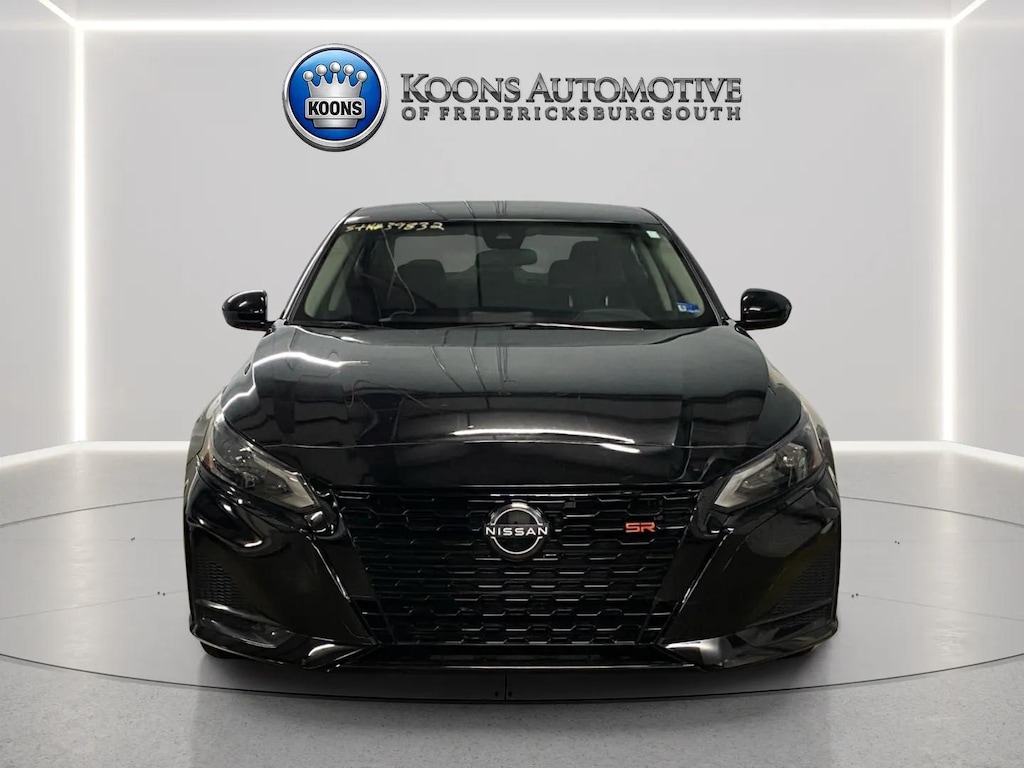 Used 2023 Nissan Altima 2.5 SR Sedan