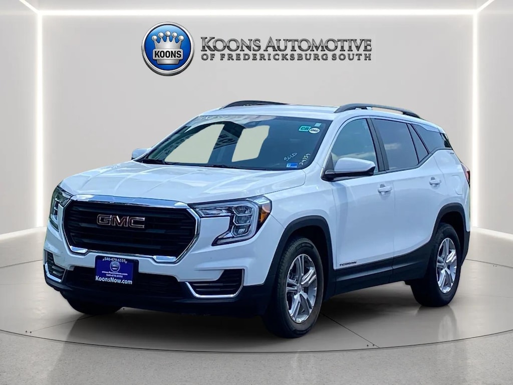 Used 2023 GMC Terrain SLE SUV