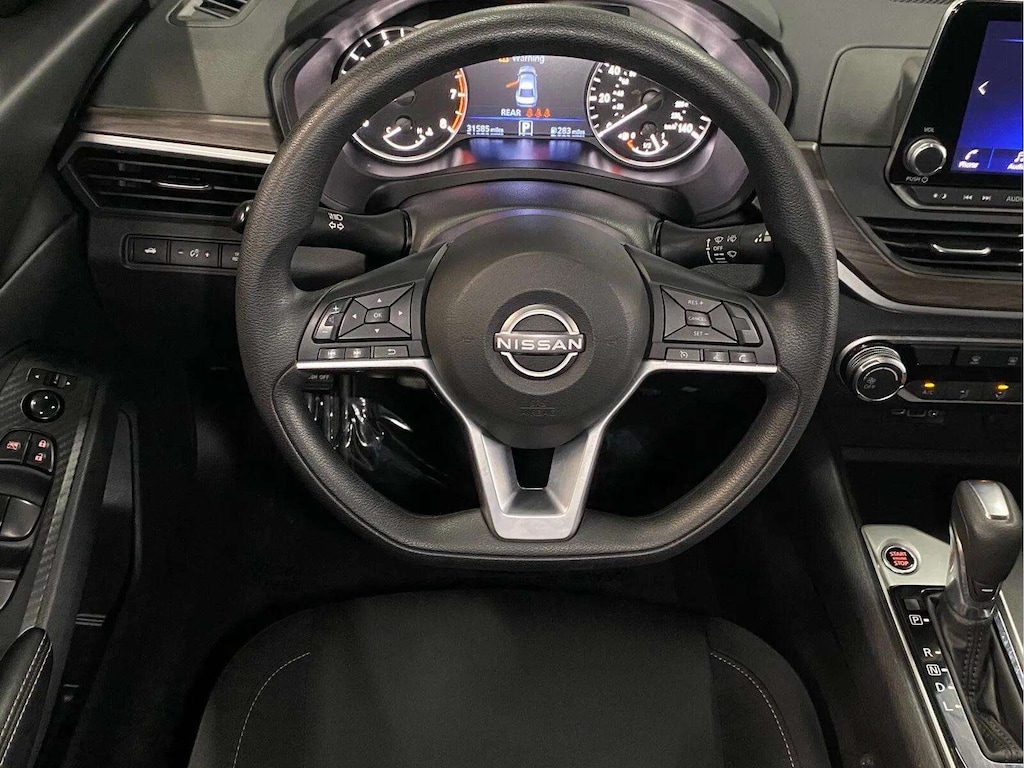 Used 2025 Nissan Altima SV Sedan