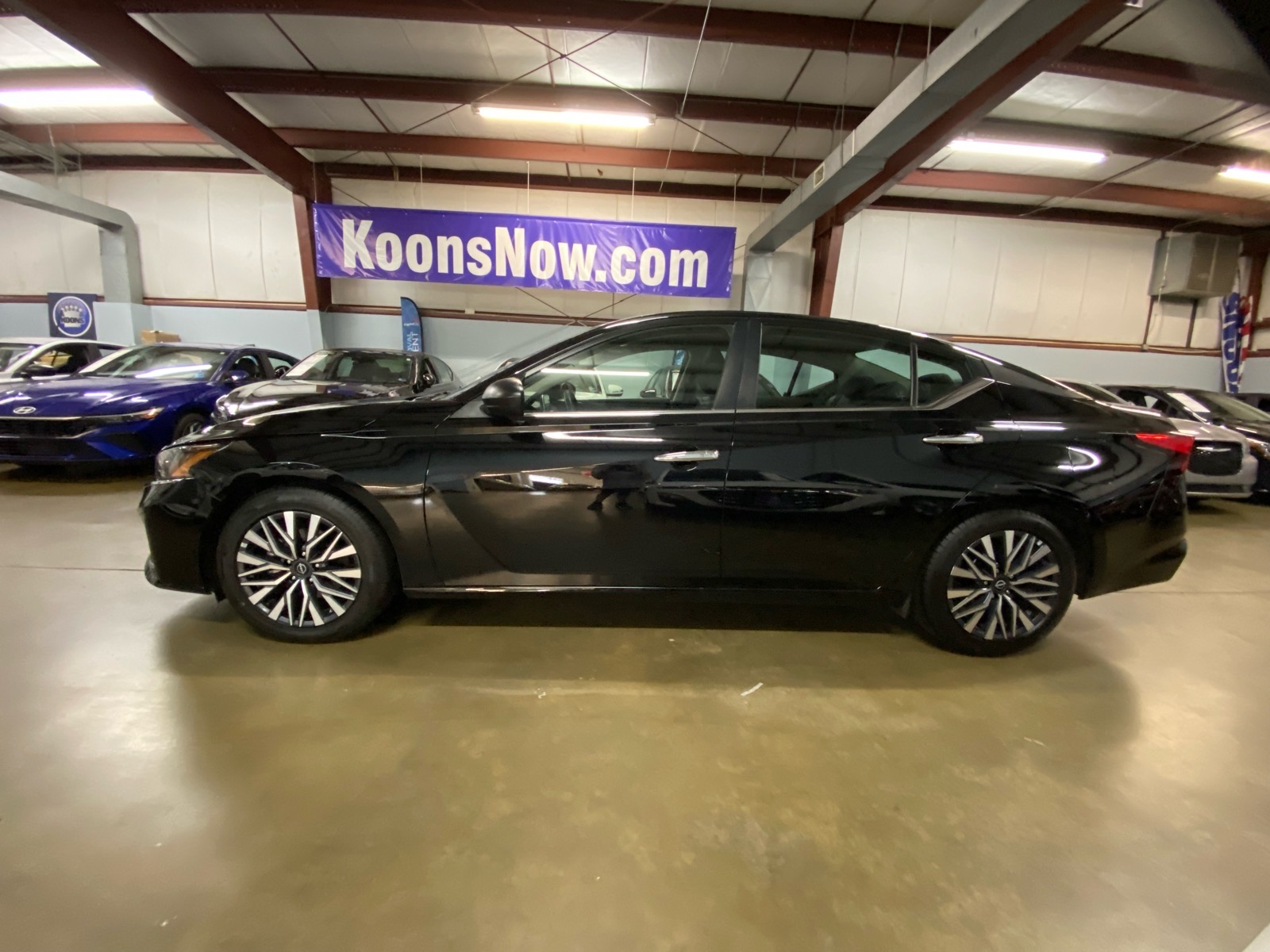 Used 2025 Nissan Altima SV Sedan
