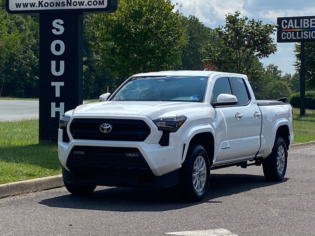 Used 2024 Toyota Tacoma 2WD Truck Double Cab