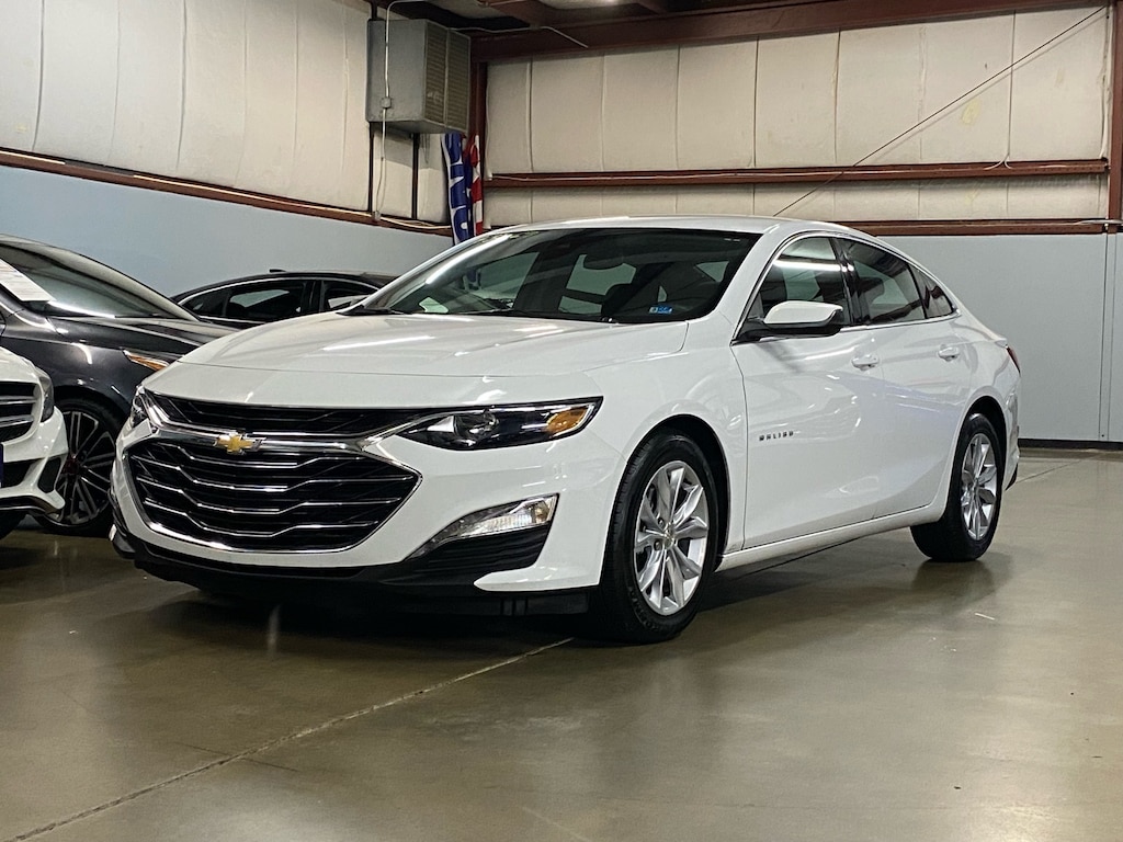 Used 2025 Chevrolet Malibu 1LT Sedan