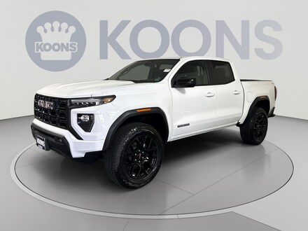 2026 GMC Canyon Elevation Truck