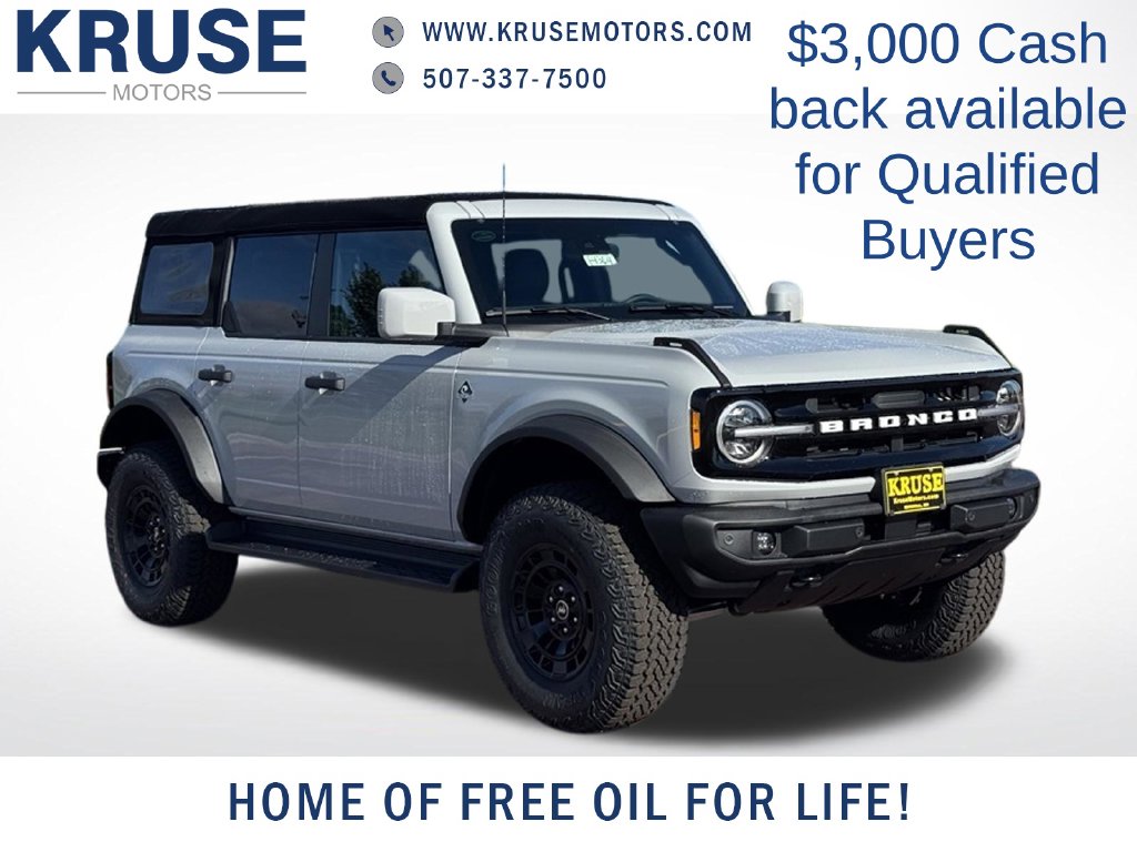 2026 Ford Bronco Outer Banks SUV