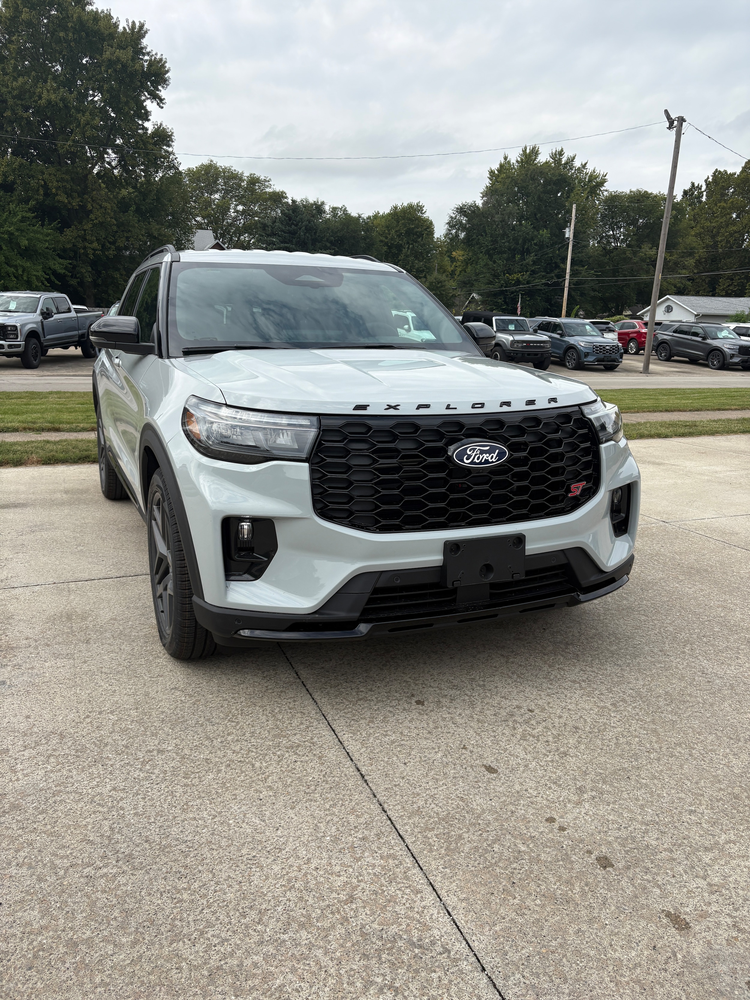 2027 Ford Explorer ST