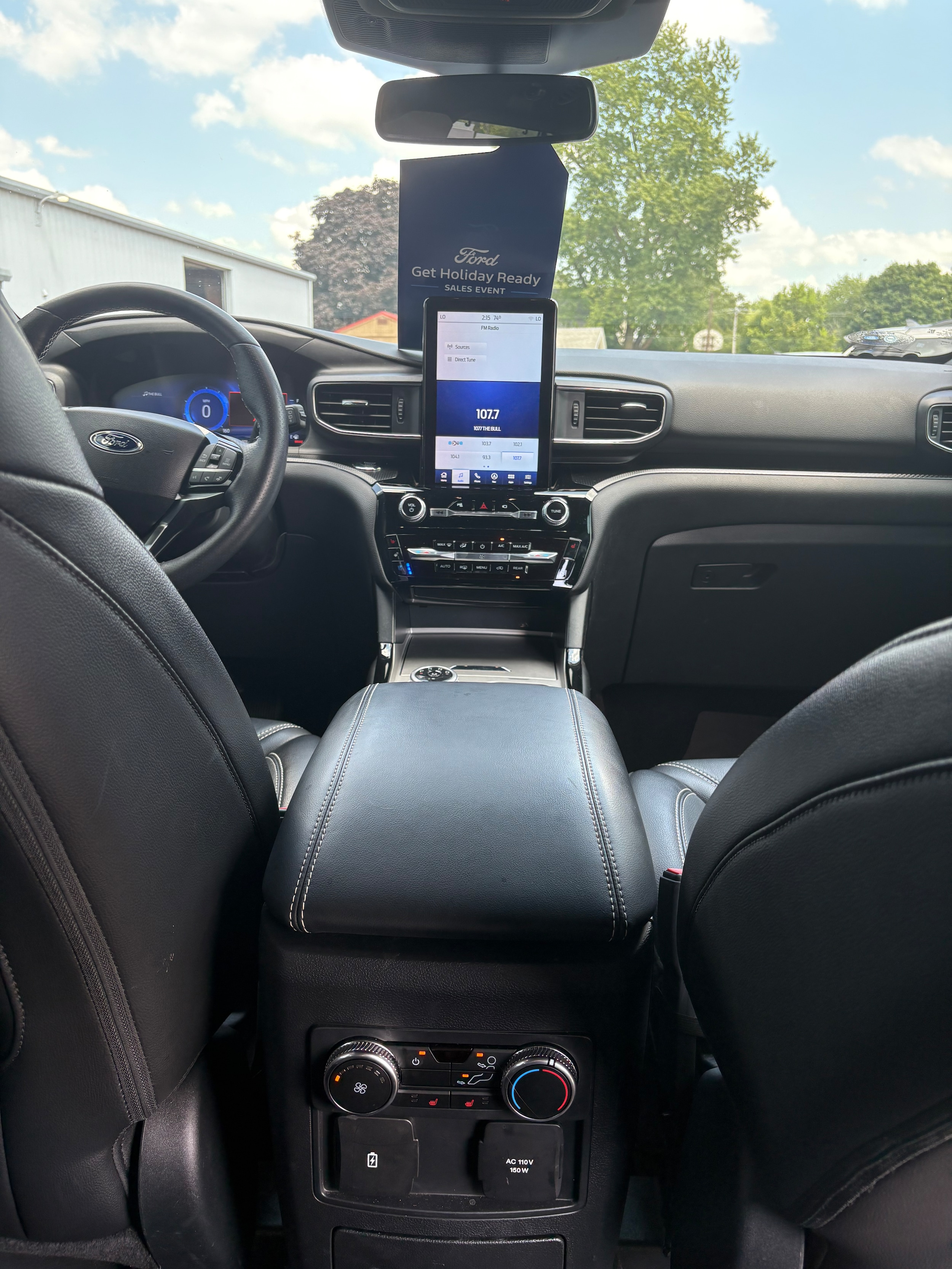 2022 Ford Explorer ST - Photo 11