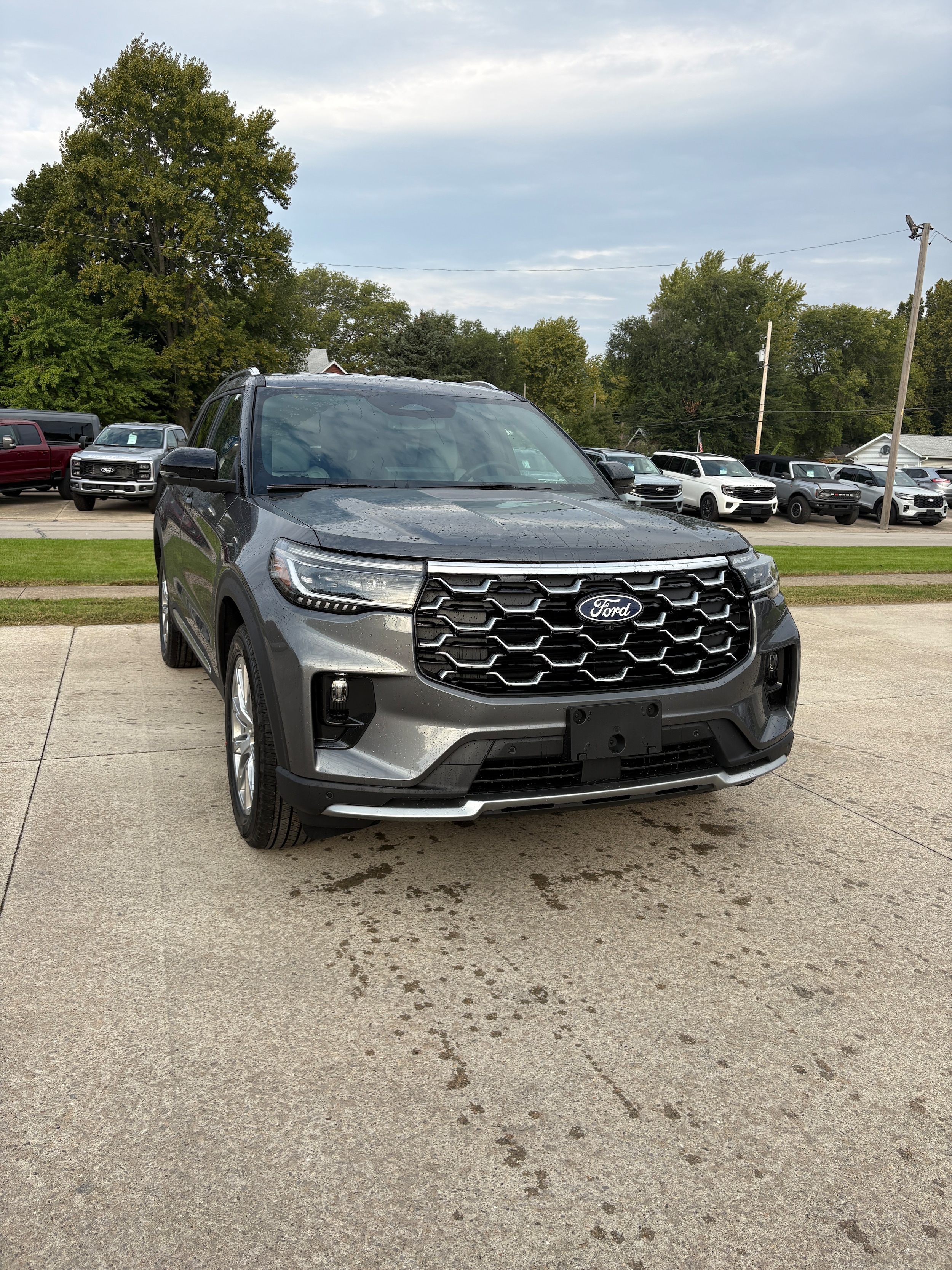 2027 Ford Explorer Platinum