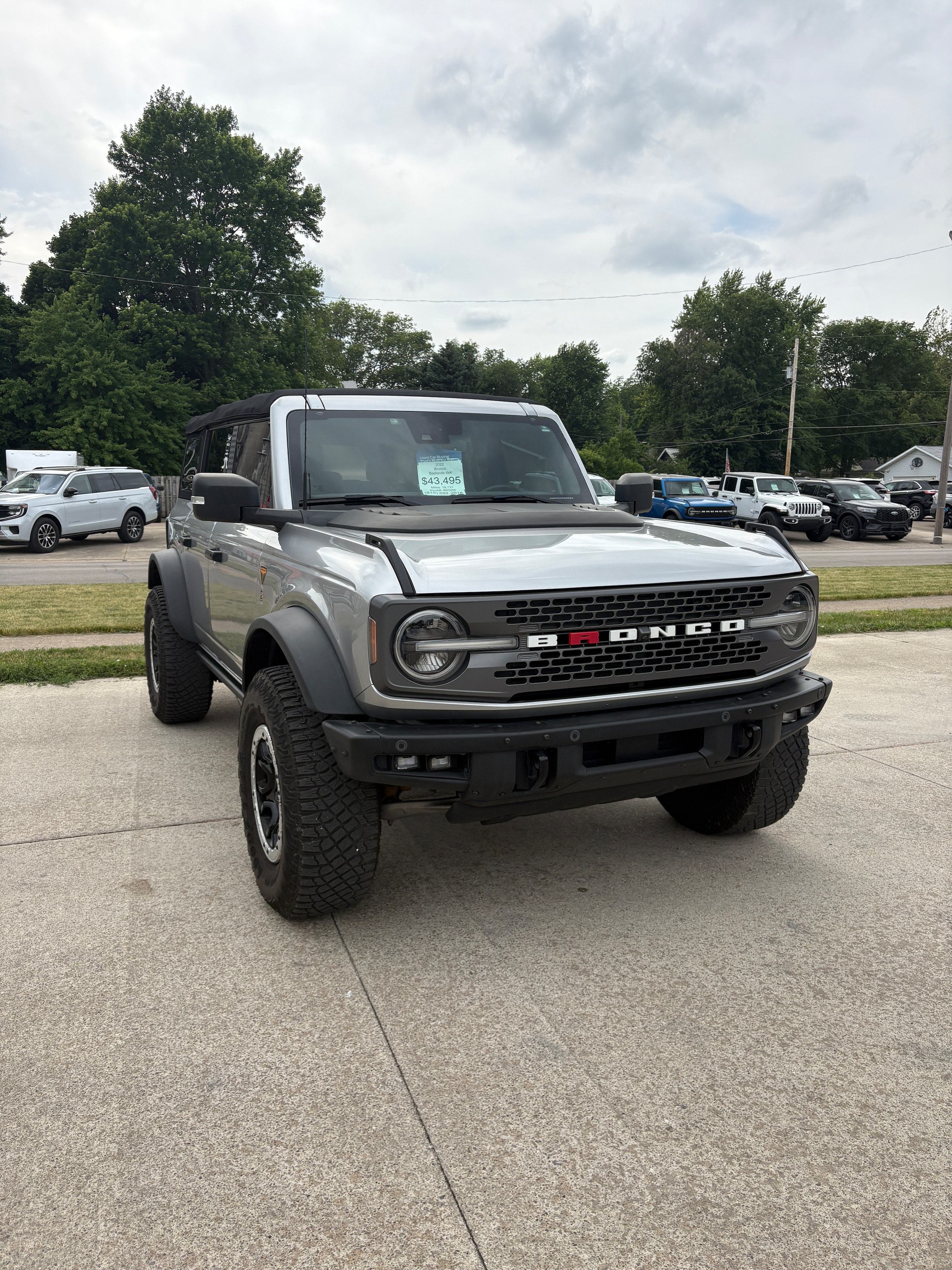 2022 Ford Bronco 4-Door Badlands