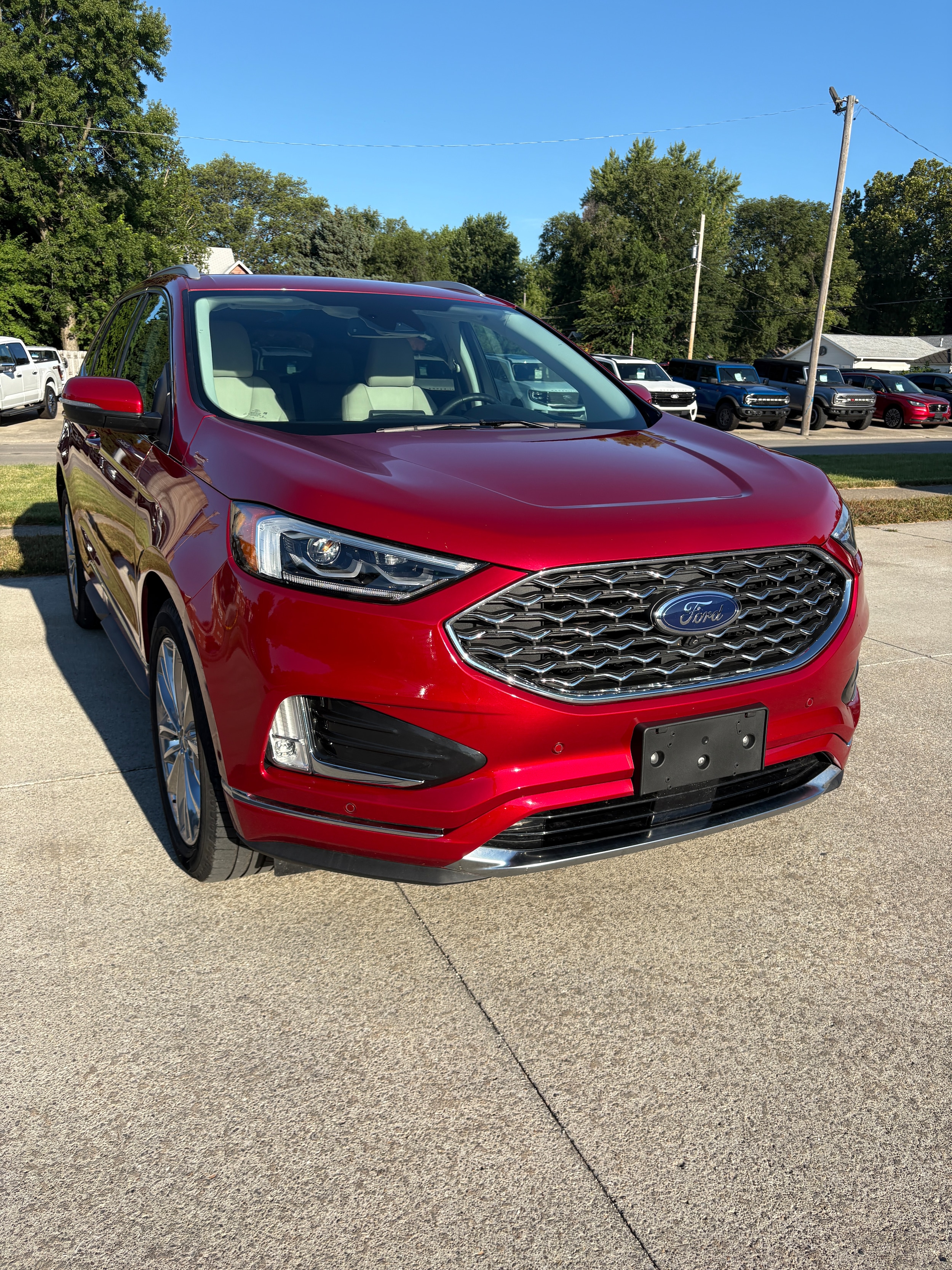 2022 Ford Edge Titanium
