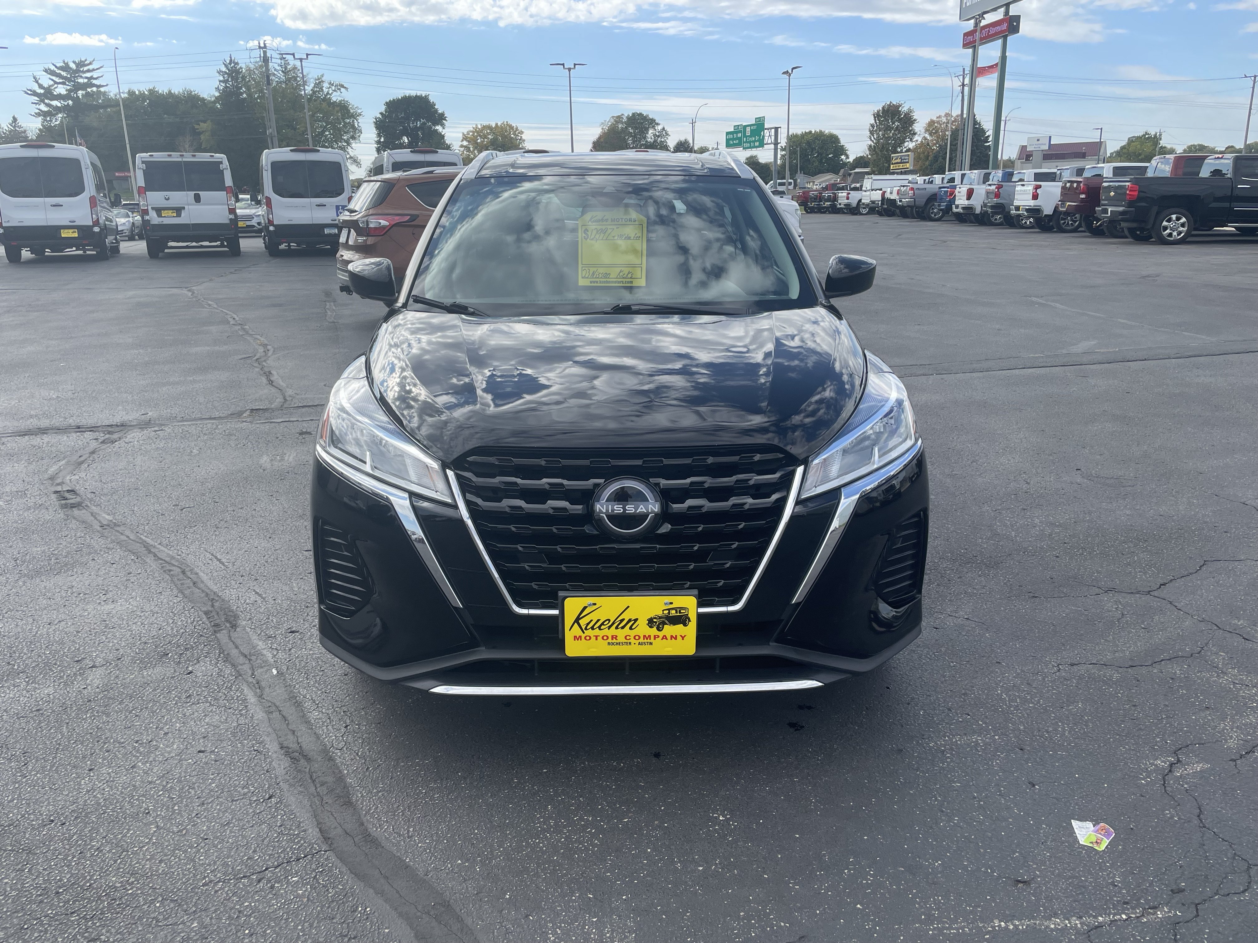 Used 2023 Nissan Kicks SV SUV