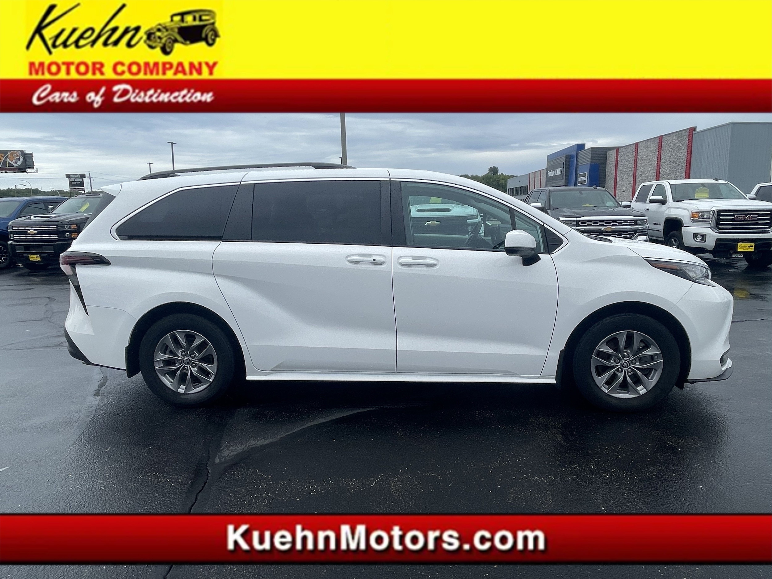 2023 Toyota Sienna