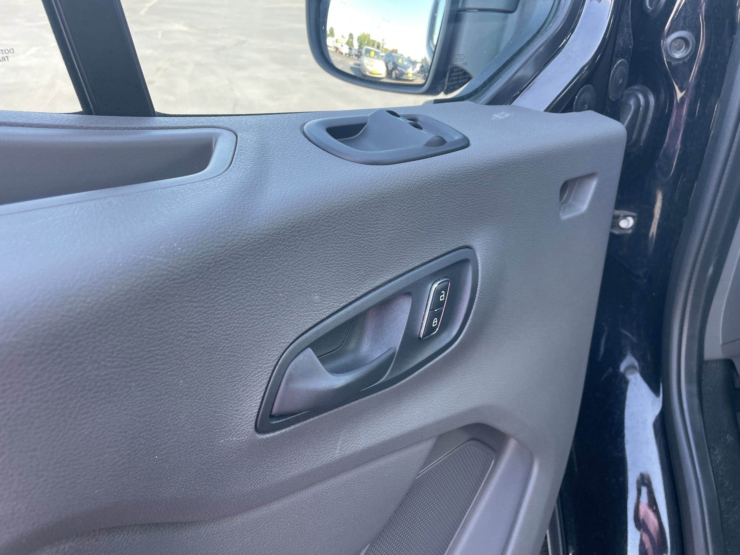 2024 Ford Transit Passenger Van XLT - Photo 11