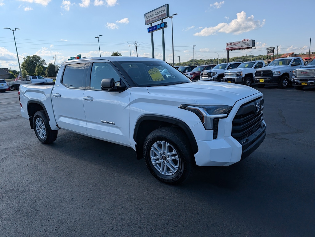 Used 2022 Toyota Tundra 4WD SR5 Truck