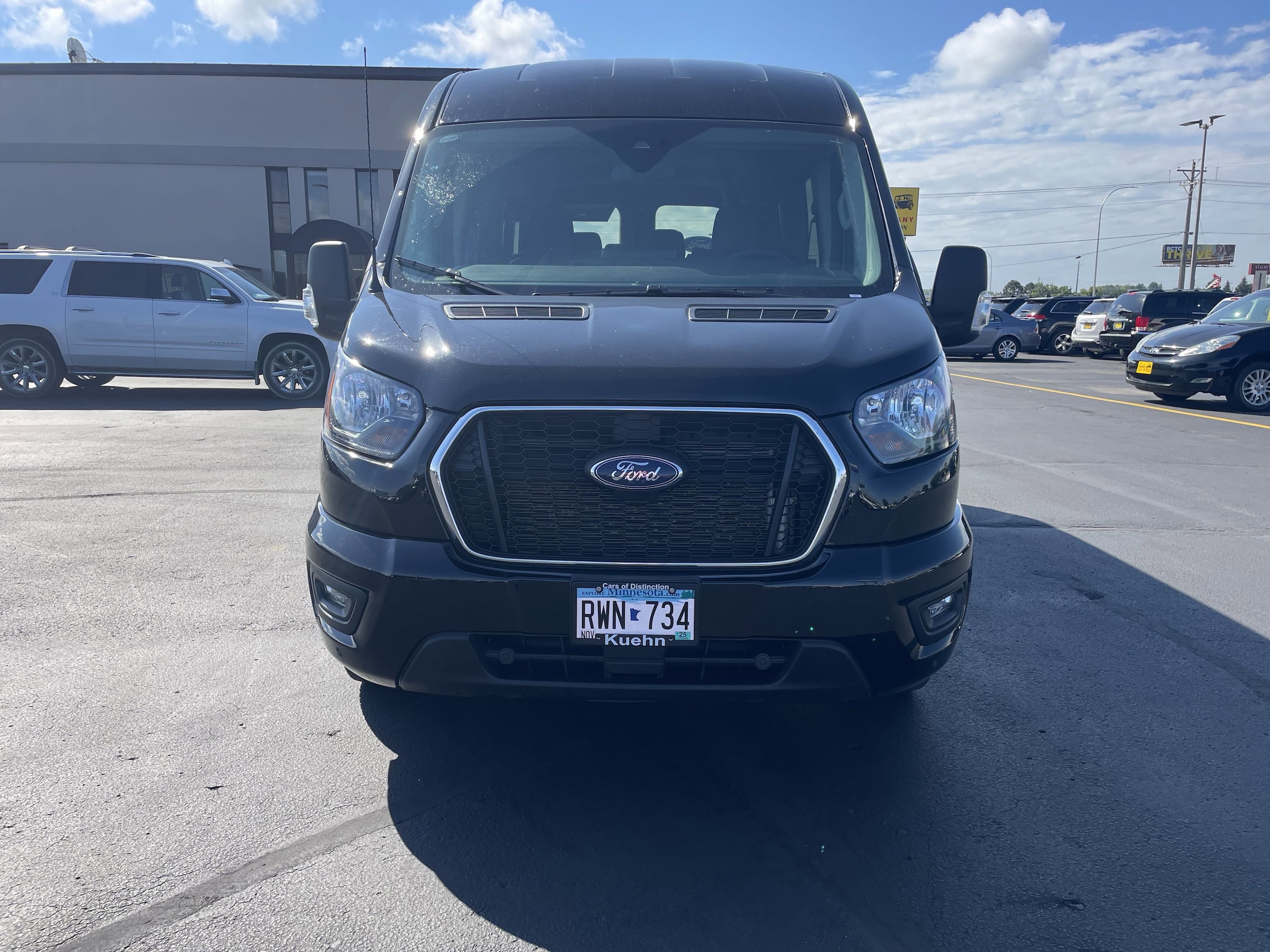 2024 Ford Transit Passenger Van XLT - Photo 10
