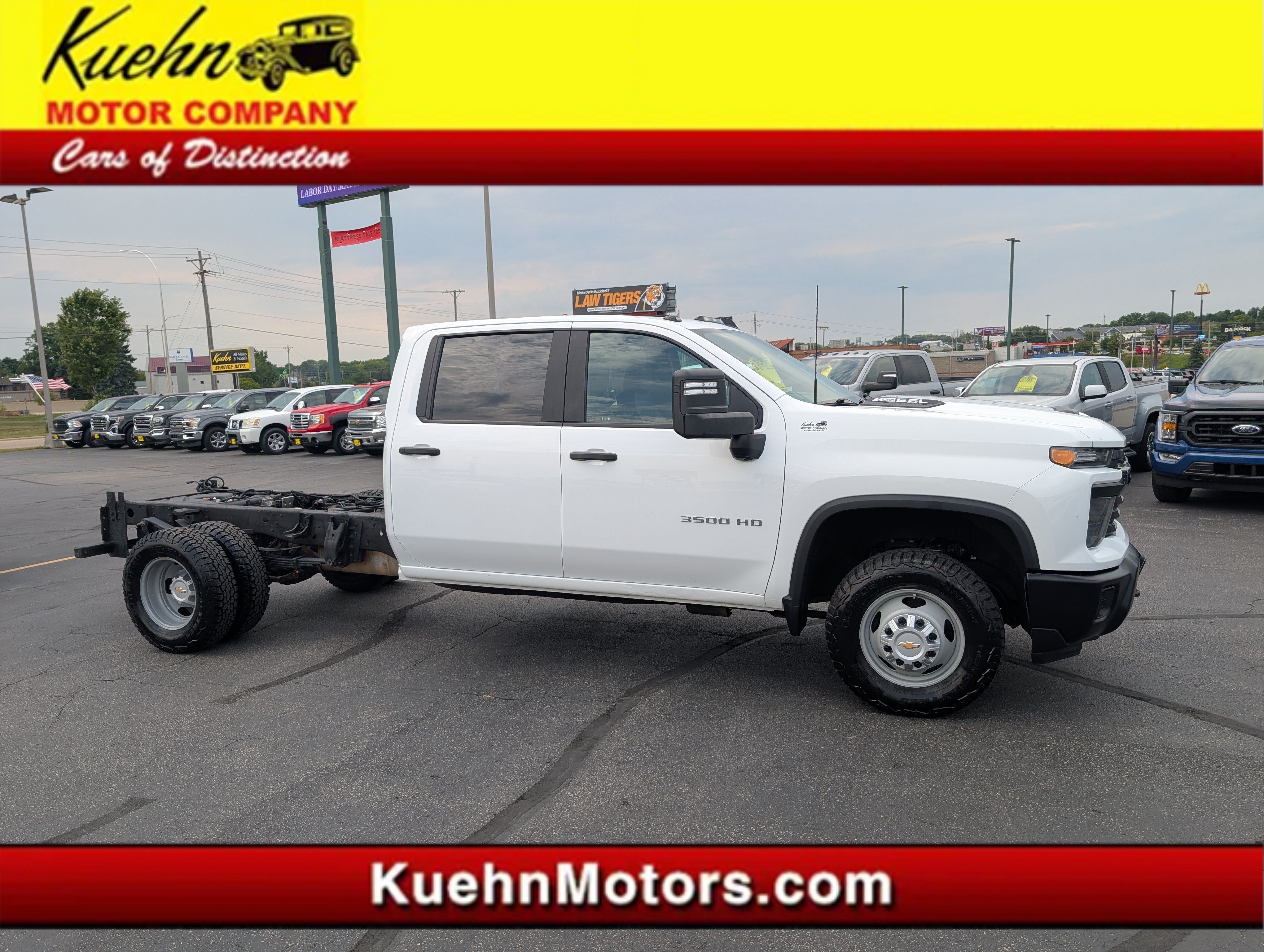  Chevrolet Silverado 3500 HD Chassis