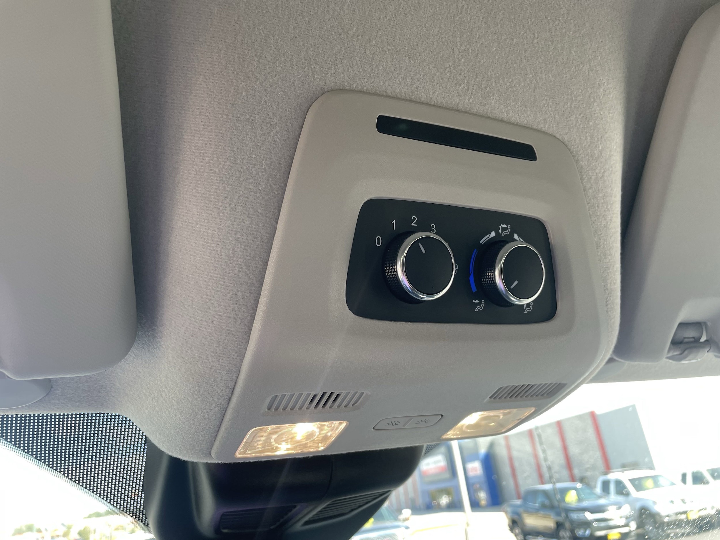 2024 Ford Transit Passenger Van XLT - Photo 14
