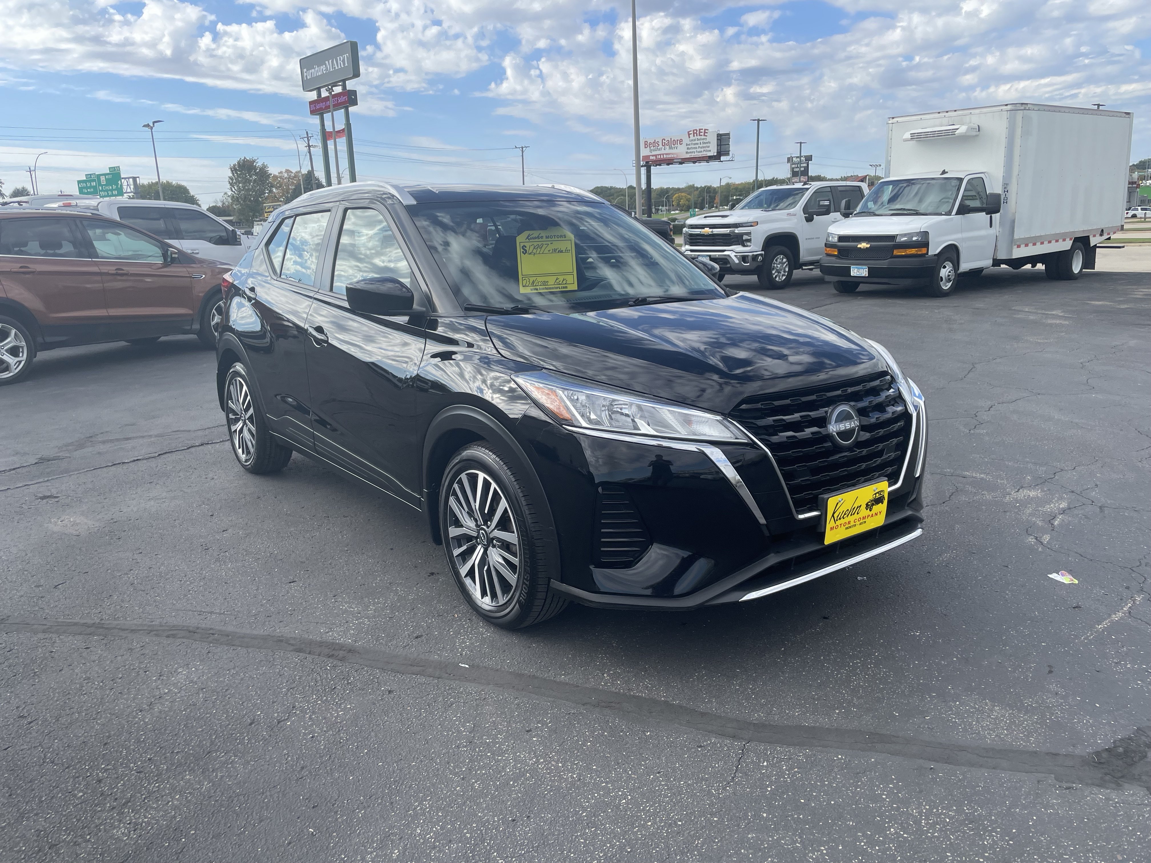 Used 2023 Nissan Kicks SV SUV