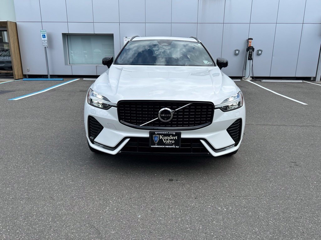 Used 2024 Volvo XC60 B5 Ultimate Dark SUV