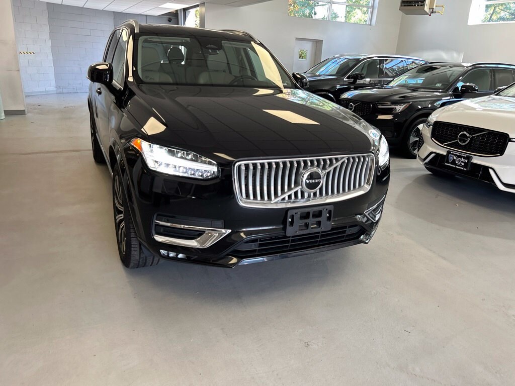Certified 2025 Volvo XC90 B5 Core SUV