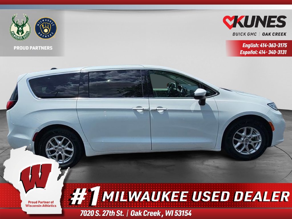 Used 2023 Chrysler Pacifica Touring L Van Passenger Van