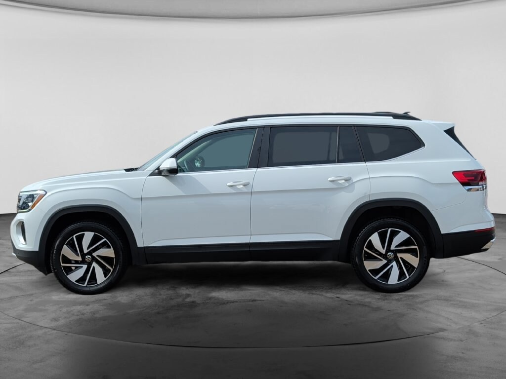 Used 2025 Volkswagen Atlas 2.0T SE w/Technology SUV