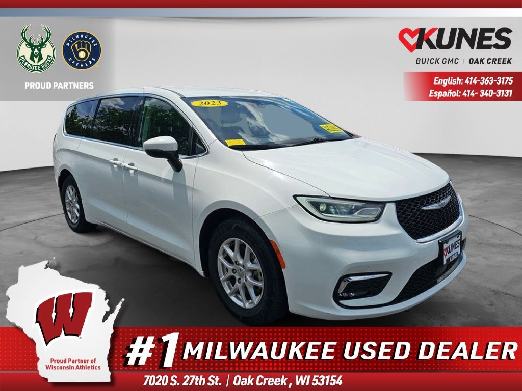 Used 2023 Chrysler Pacifica Touring L Van Passenger Van