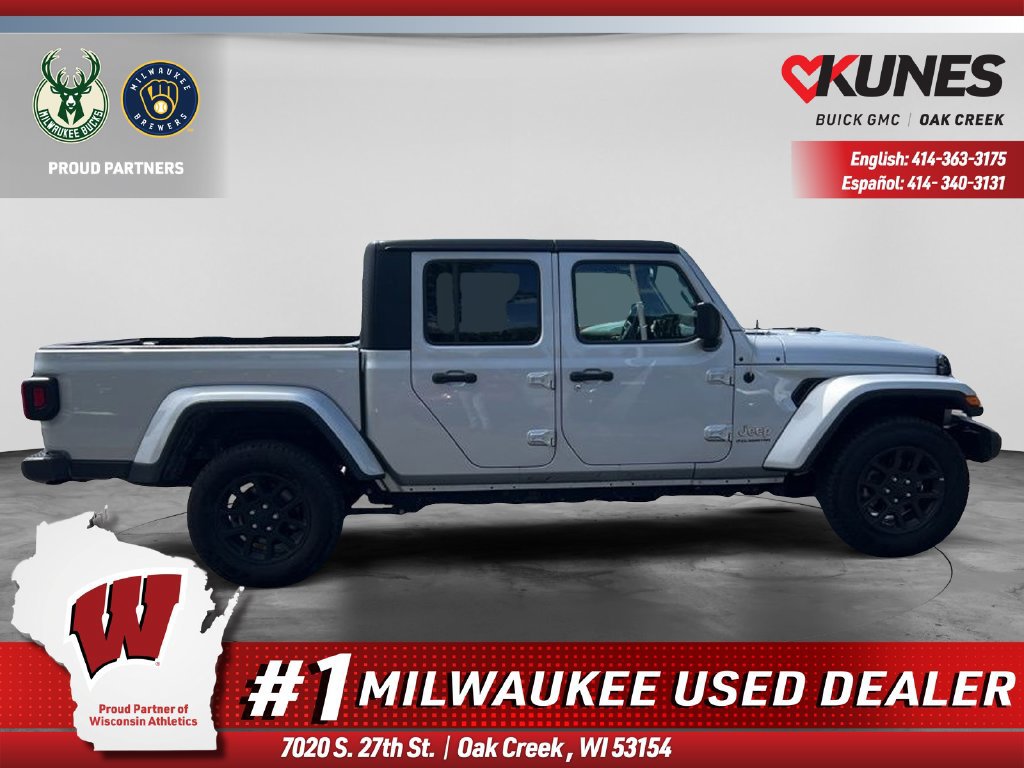 Used 2023 Jeep Gladiator Overland Truck Crew Cab
