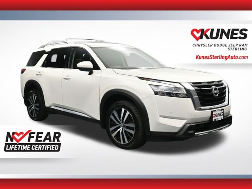 Used 2024 Nissan Pathfinder Platinum SUV