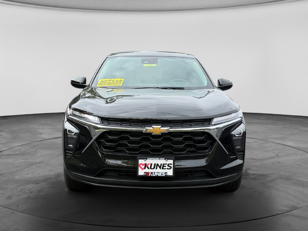 New 2026 Chevrolet Trax LS SUV