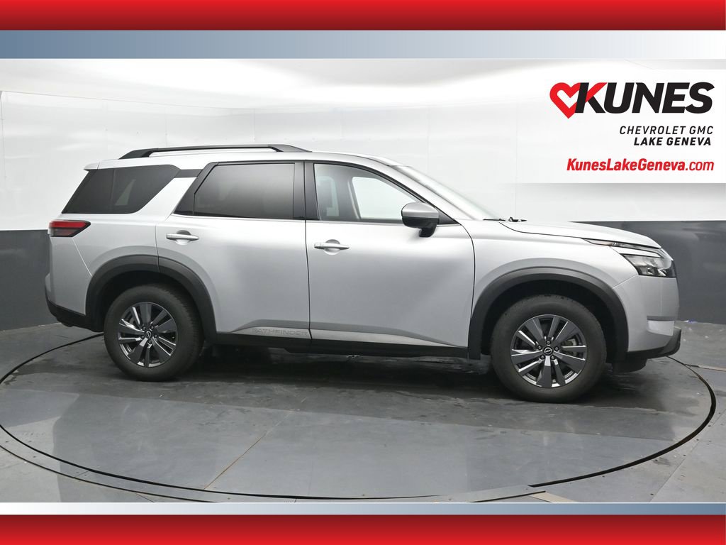 Used 2025 Nissan Pathfinder SV