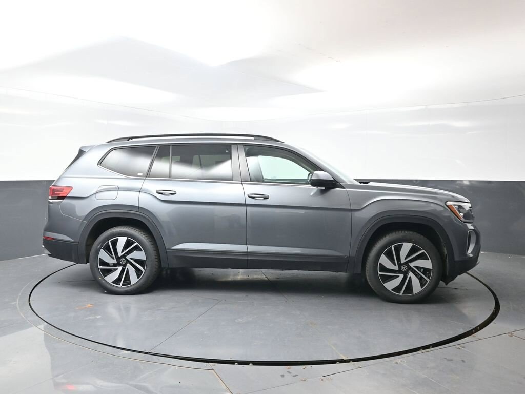 Used 2024 Volkswagen Atlas 2.0T SE w/Technology
