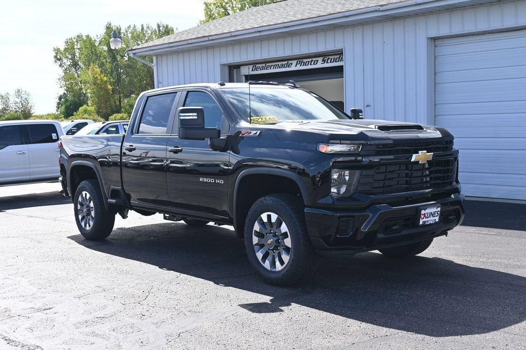 New 2026 Chevrolet Silverado 2500 HD Custom Truck