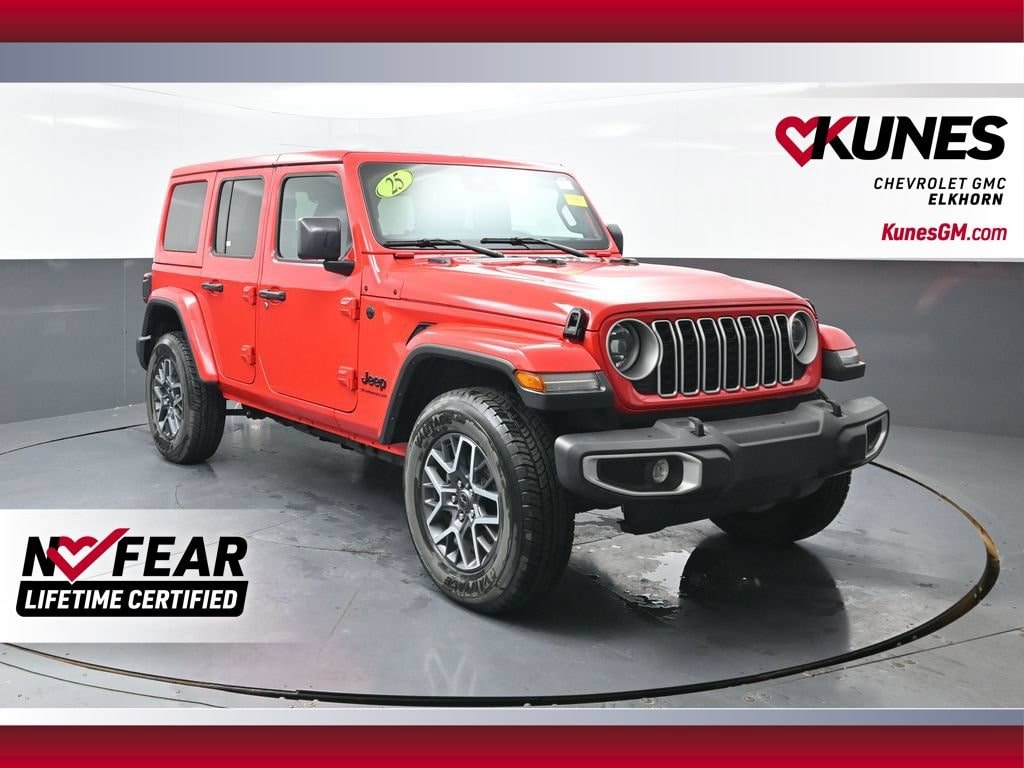 Used 2025 Jeep Wrangler Sahara