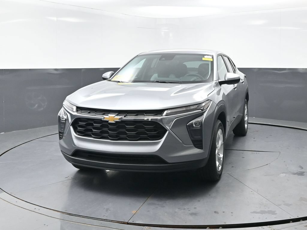 New 2026 Chevrolet Trax LS SUV