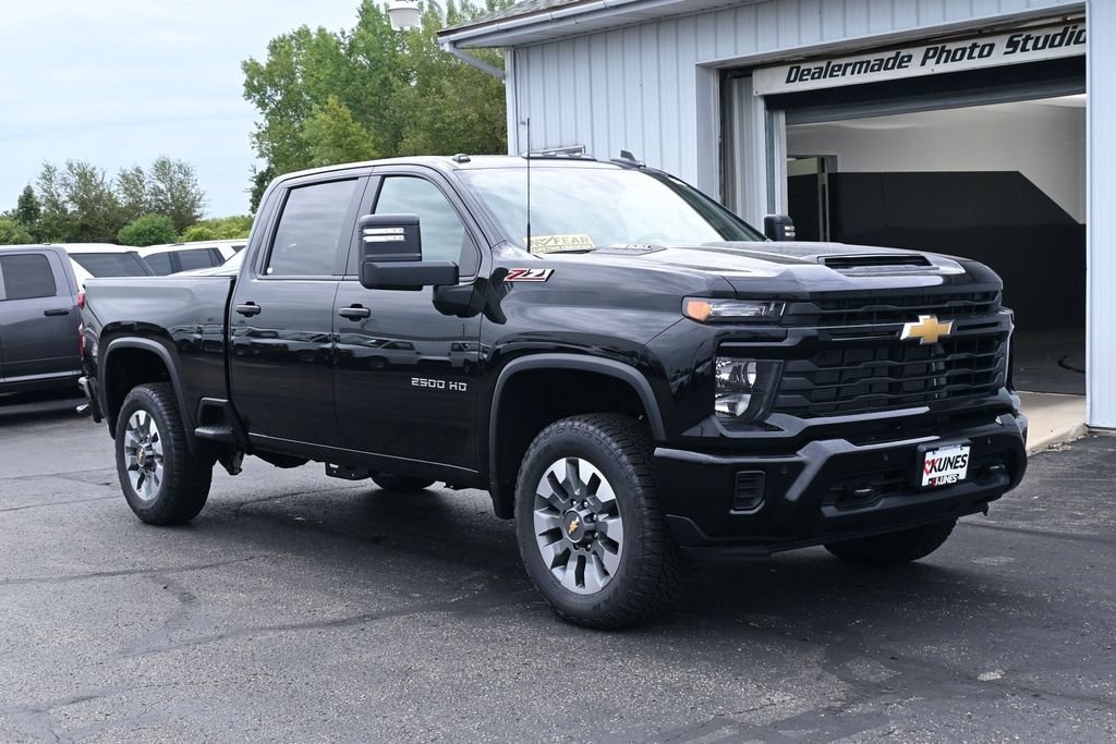 New 2026 Chevrolet Silverado 2500 HD Custom Truck