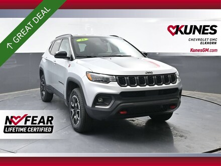 2025 Jeep Compass Trailhawk