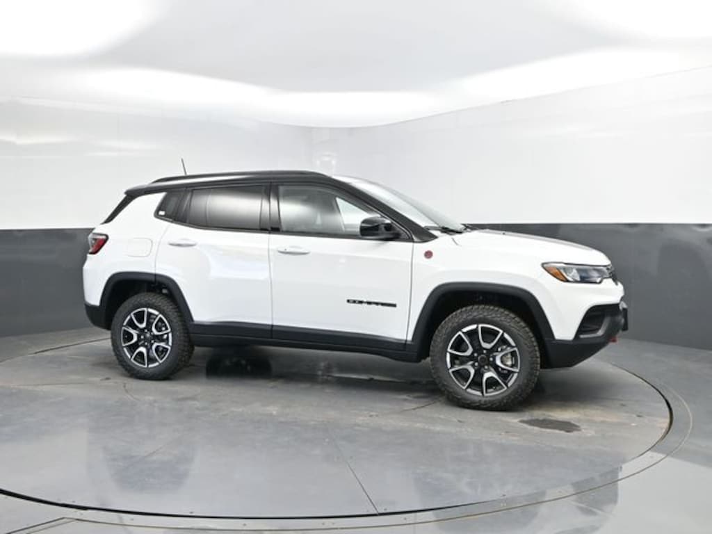 New 2026 Jeep Compass Trailhawk Sport Utility