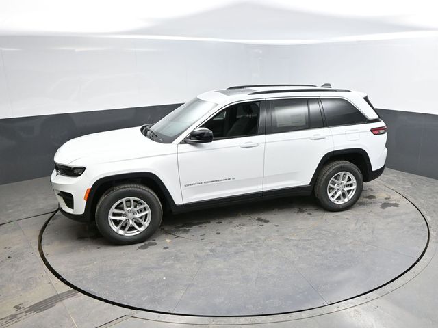 2026 Jeep Grand Cherokee Laredo - Photo 35