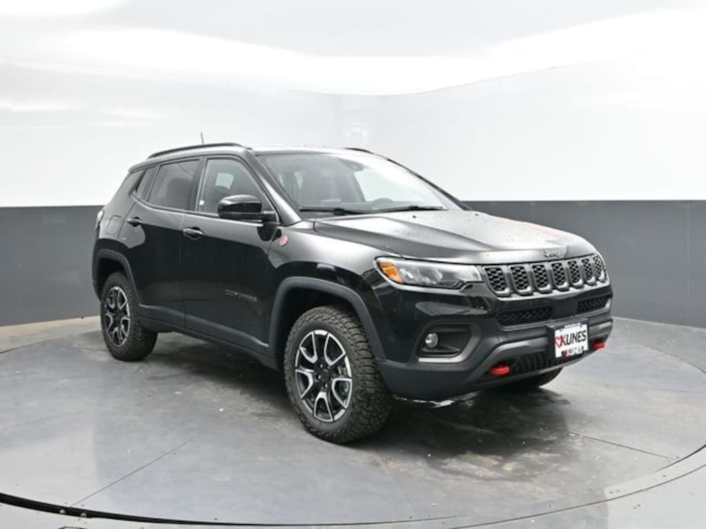 New 2026 Jeep Compass Trailhawk Sport Utility