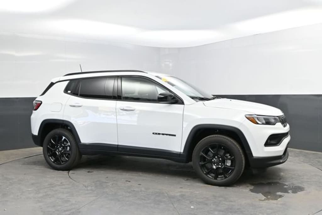 New 2026 Jeep Compass Latitude Sport Utility