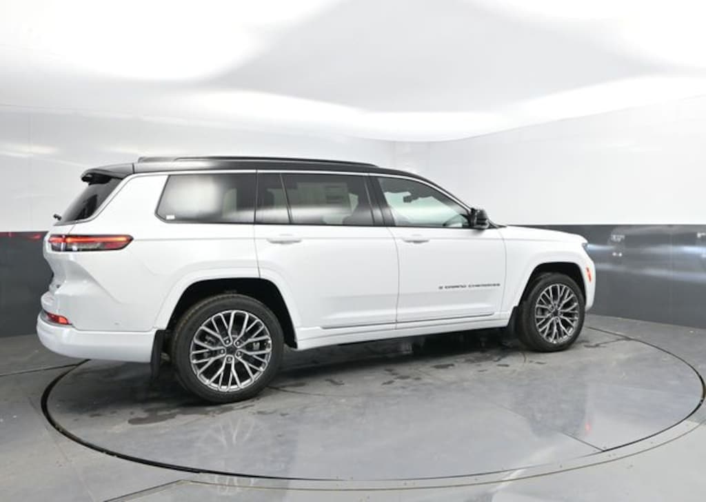 New 2027 Jeep Grand Cherokee L Summit Sport Utility