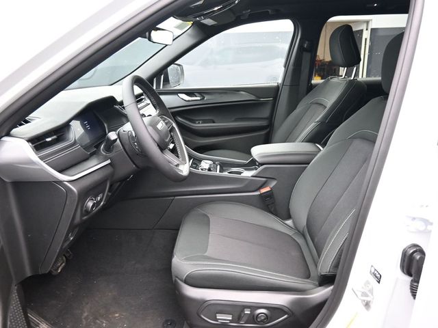 2026 Jeep Grand Cherokee Laredo - Photo 16