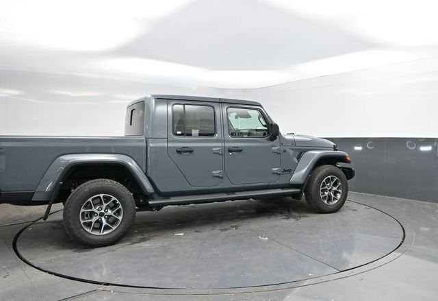 New 2026 Jeep Gladiator Sport S Pickup