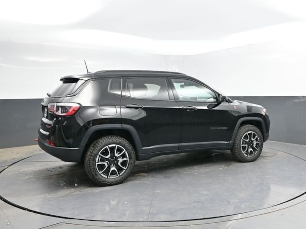 New 2026 Jeep Compass Trailhawk Sport Utility