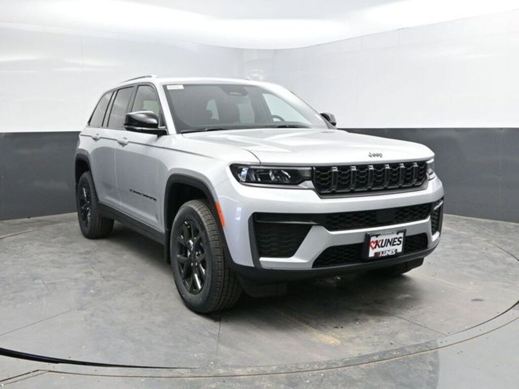 New 2026 Jeep Grand Cherokee Altitude Sport Utility
