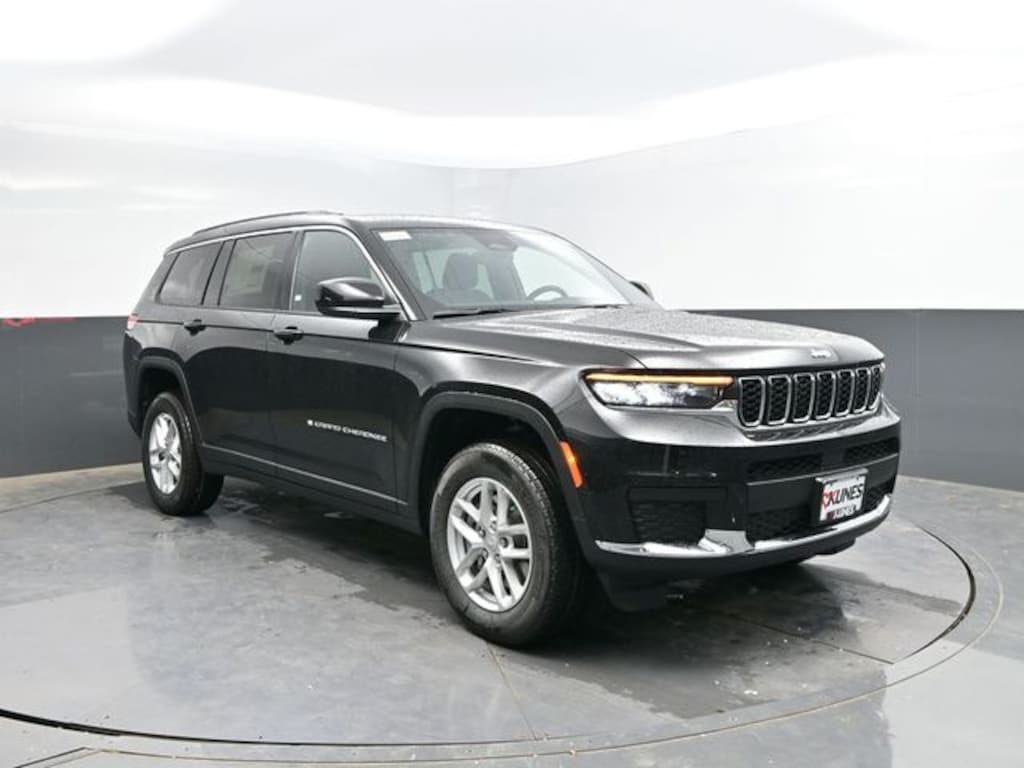 New 2026 Jeep Grand Cherokee L Laredo Sport Utility