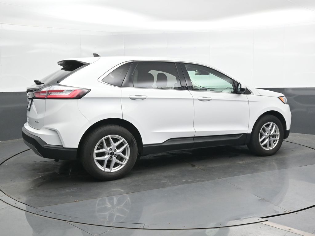 Used 2024 Ford Edge SEL SUV