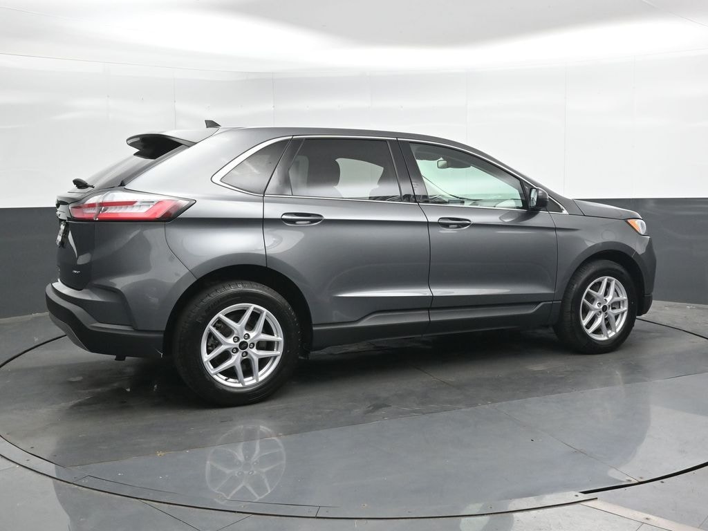 Used 2024 Ford Edge SEL SUV