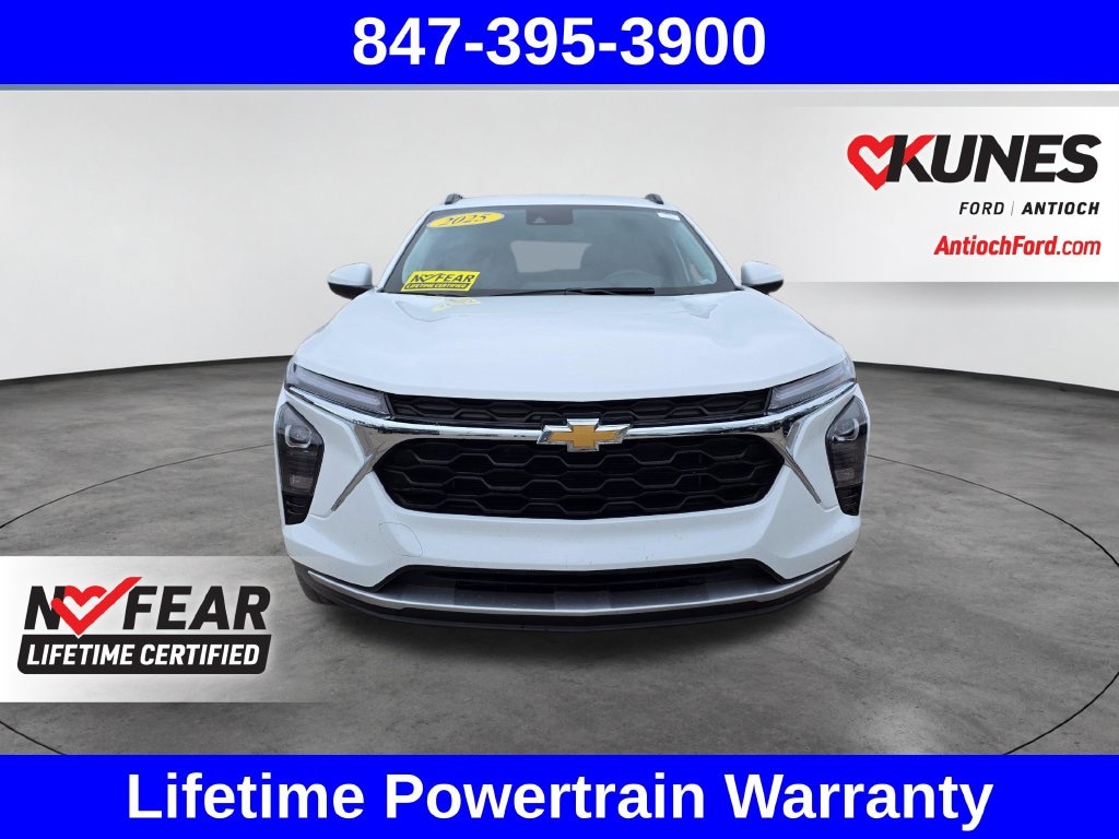 Certified 2025 Chevrolet Trax LT SUV