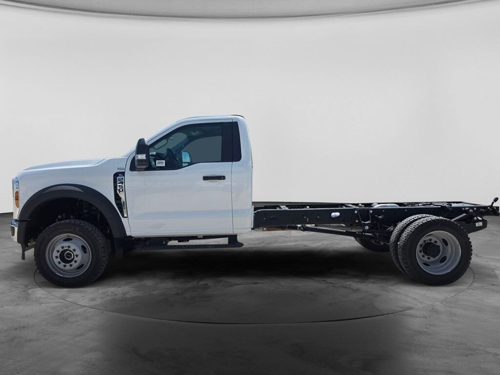 New 2026 Ford F-450 Chassis XL DRW Truck Regular Cab